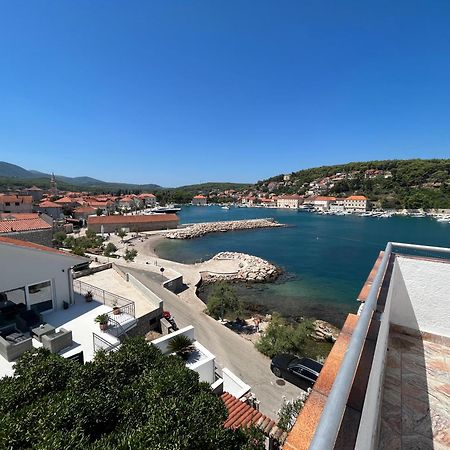Apartments Peronja Jelsa Seafront Extérieur photo