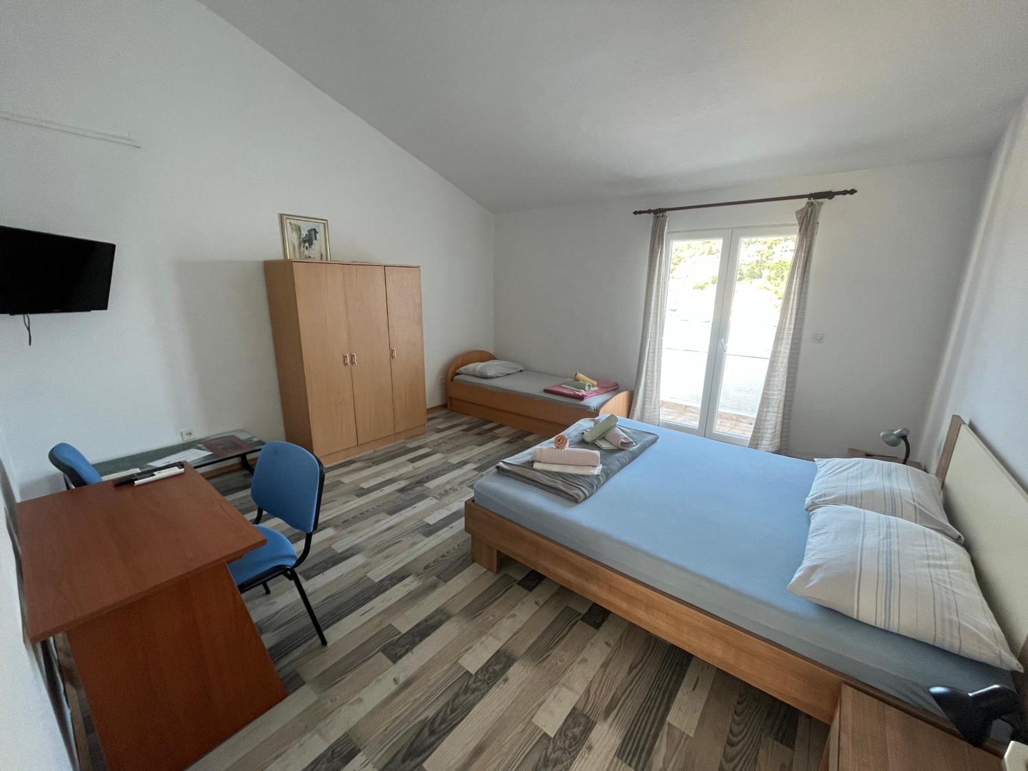 Apartments Peronja Jelsa Seafront Extérieur photo