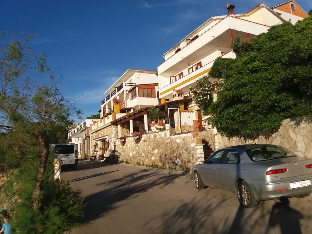Apartments Peronja Jelsa Seafront Extérieur photo